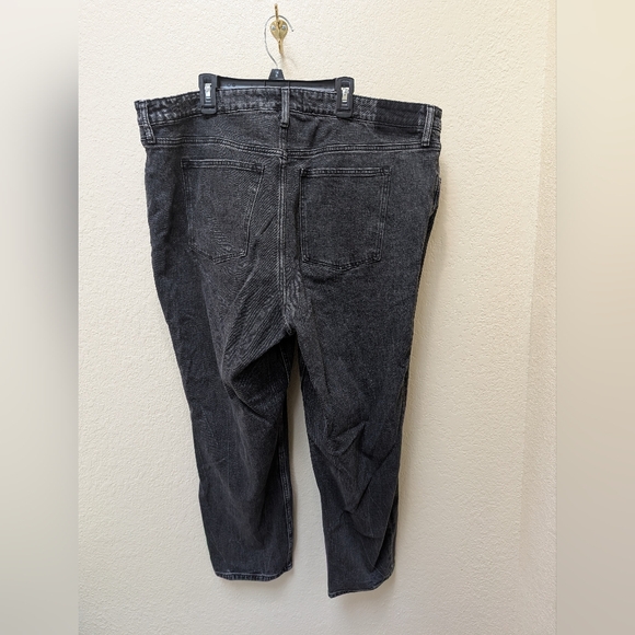 Abercrombie And Fitch, Black The Mom High Rise Straight Leg Jeans. Size 35/20R - Picture 3 of 6